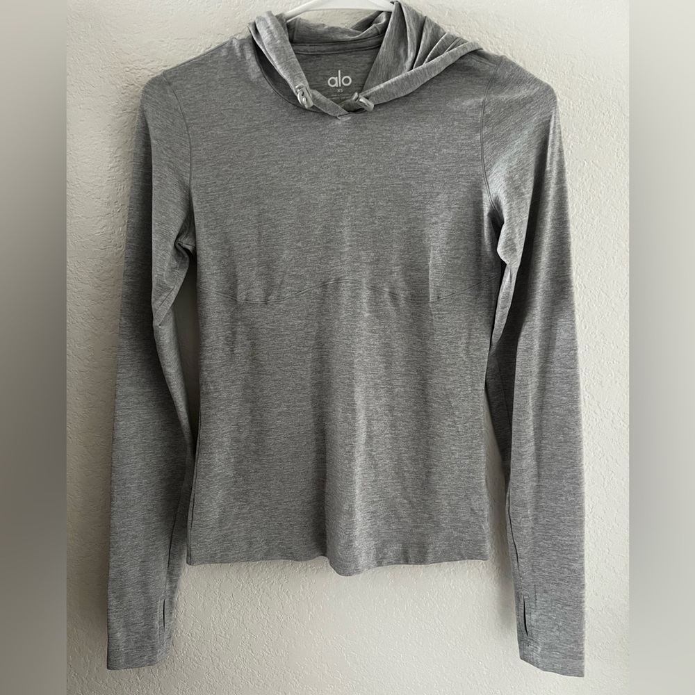 Alo longsleeves